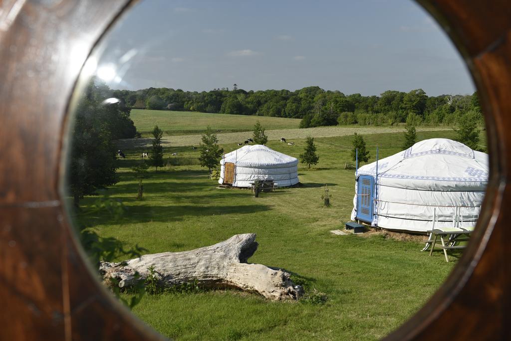 Yourte Roulotte Et Gite De La Laita Clohars-Carnoet Bagian luar foto