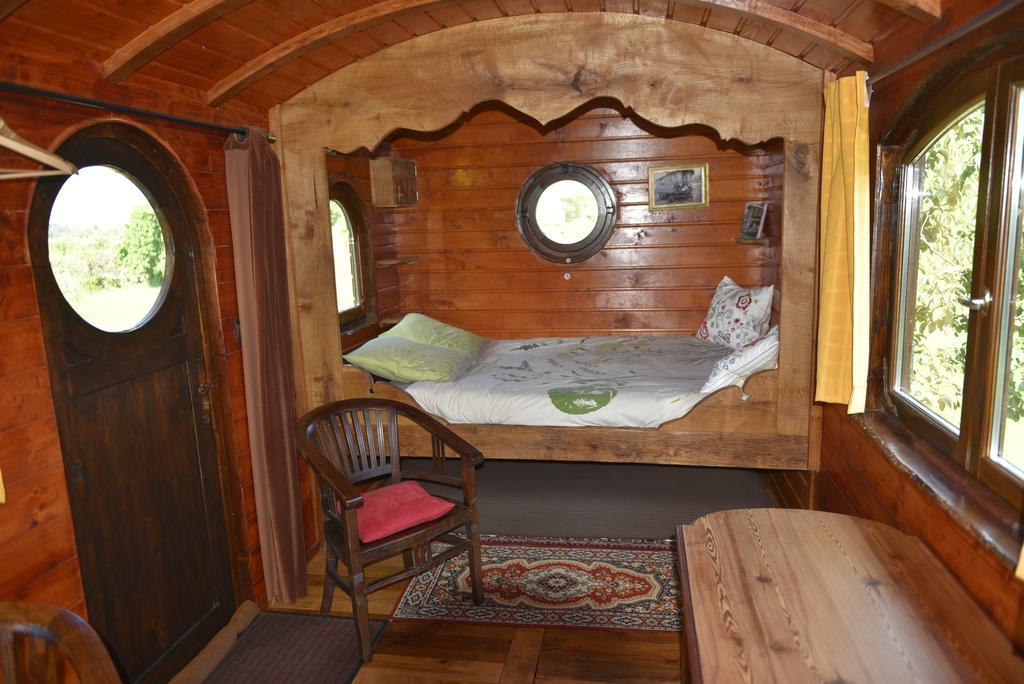 Yourte Roulotte Et Gite De La Laita Clohars-Carnoet Bagian luar foto